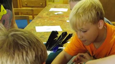 Campers mixing ink using blackberries 